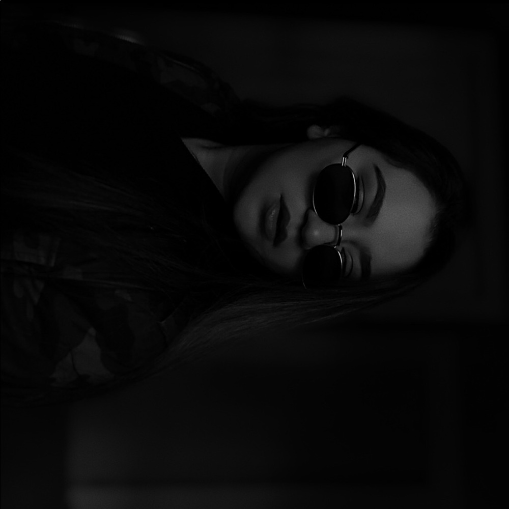 Meet your Posher, Jasmin